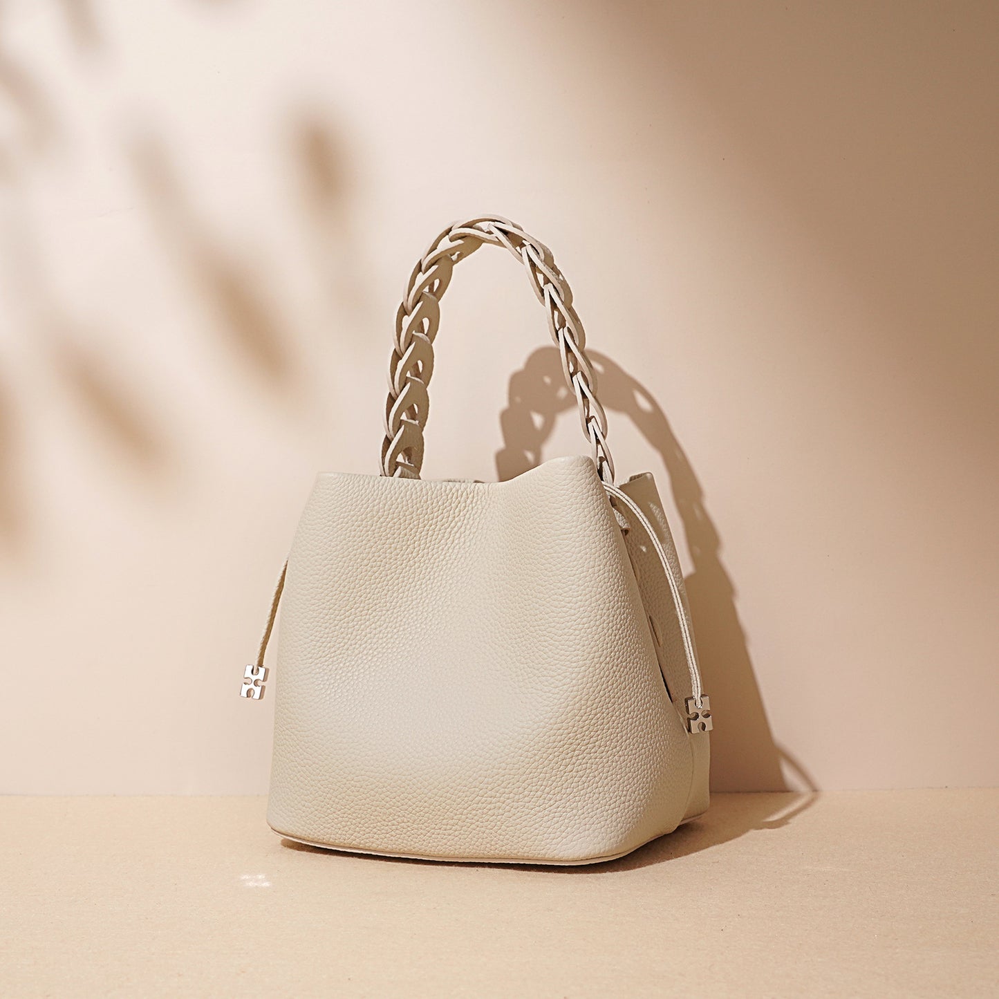 Spring New Arrival Top-Grain Leather Texture Genuine Leather Crossbody Bag