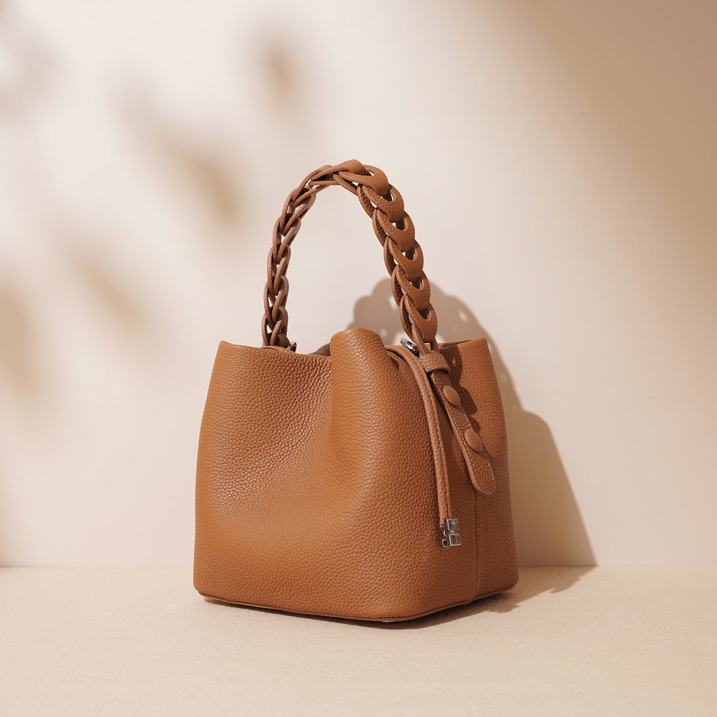 Spring New Arrival Top-Grain Leather Texture Genuine Leather Crossbody Bag