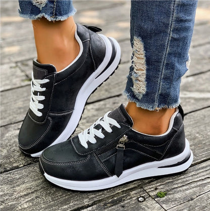Les Sneakers “Urban Confort” – L’Élégance Décontractée par Amelva